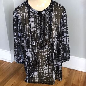 Chico’s sheer black/white print top, size 4(S)